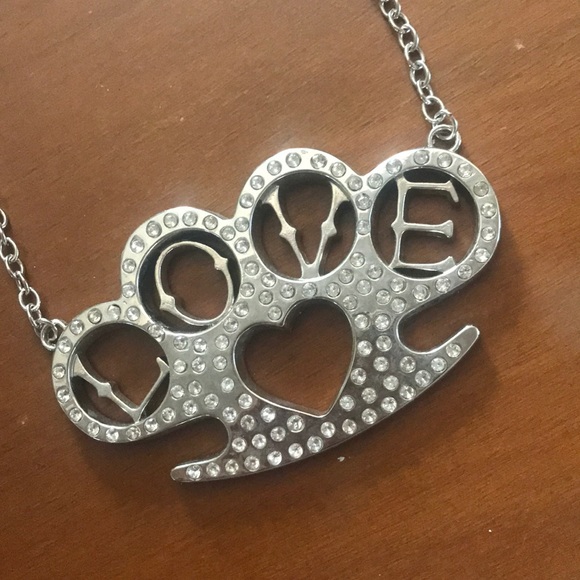 Oversized brass knuckle LOVE necklace - Picture 2 of 2